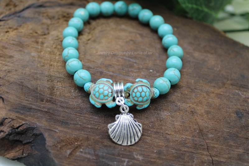 Turquoise Magnesite Rounds and Howlite Turtles Stretch Bracelet with Shell Charm