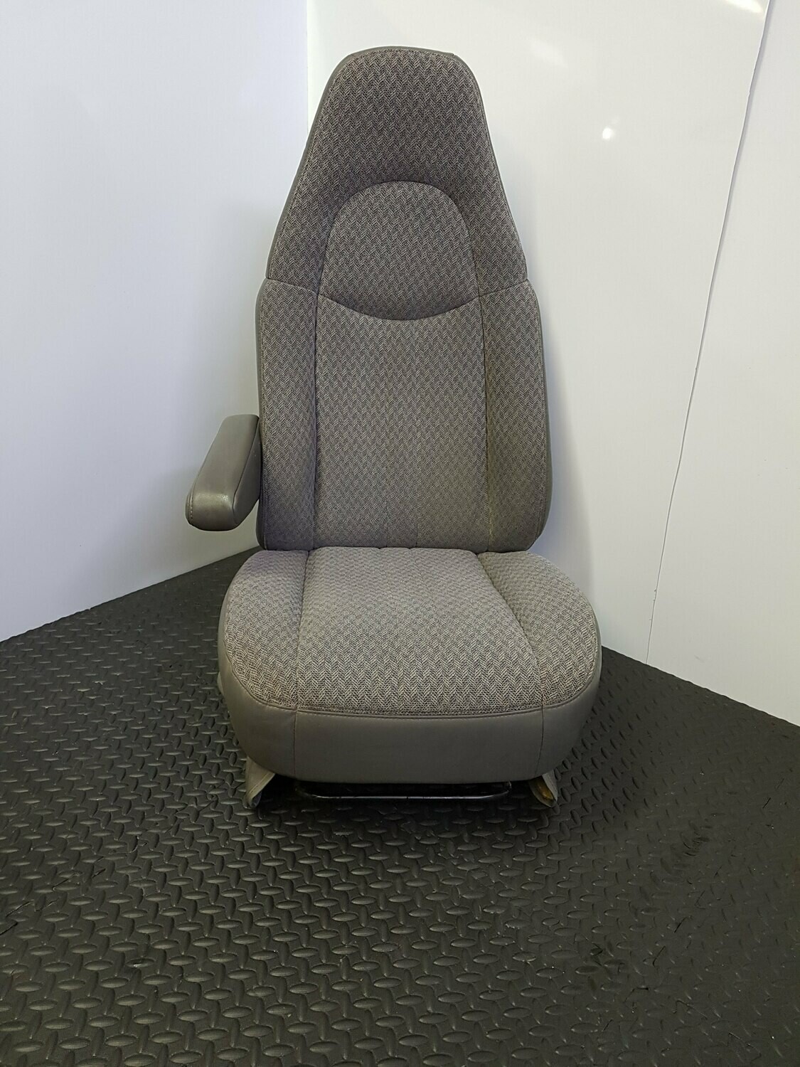 GMC Savana Driver Seat