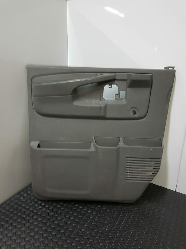 Savana Door Panel with Armrest