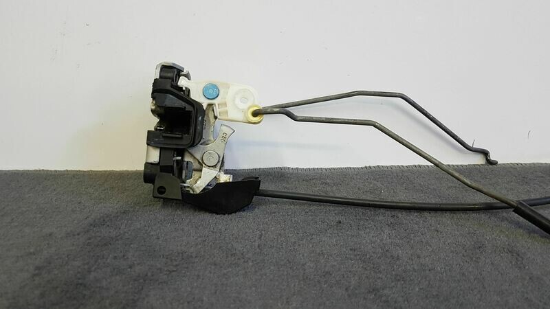 Ford Econoline Van Driver&#39;s Side Door Latch &amp; Cable Assembly