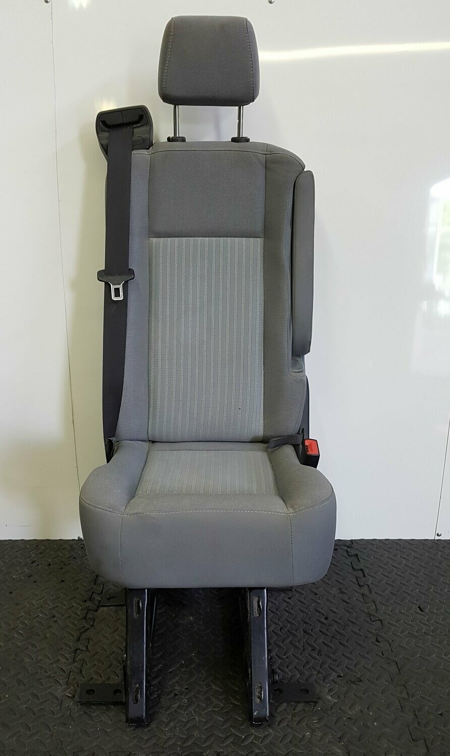 Single Seat / Centre Seat