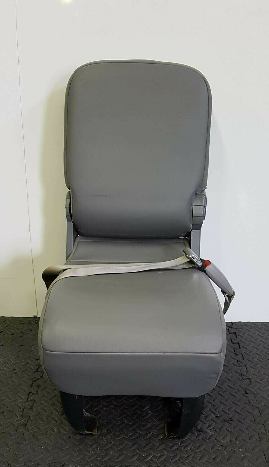 Centre Seat for Chevy Express &amp; Ford Econoline Cargo Vans