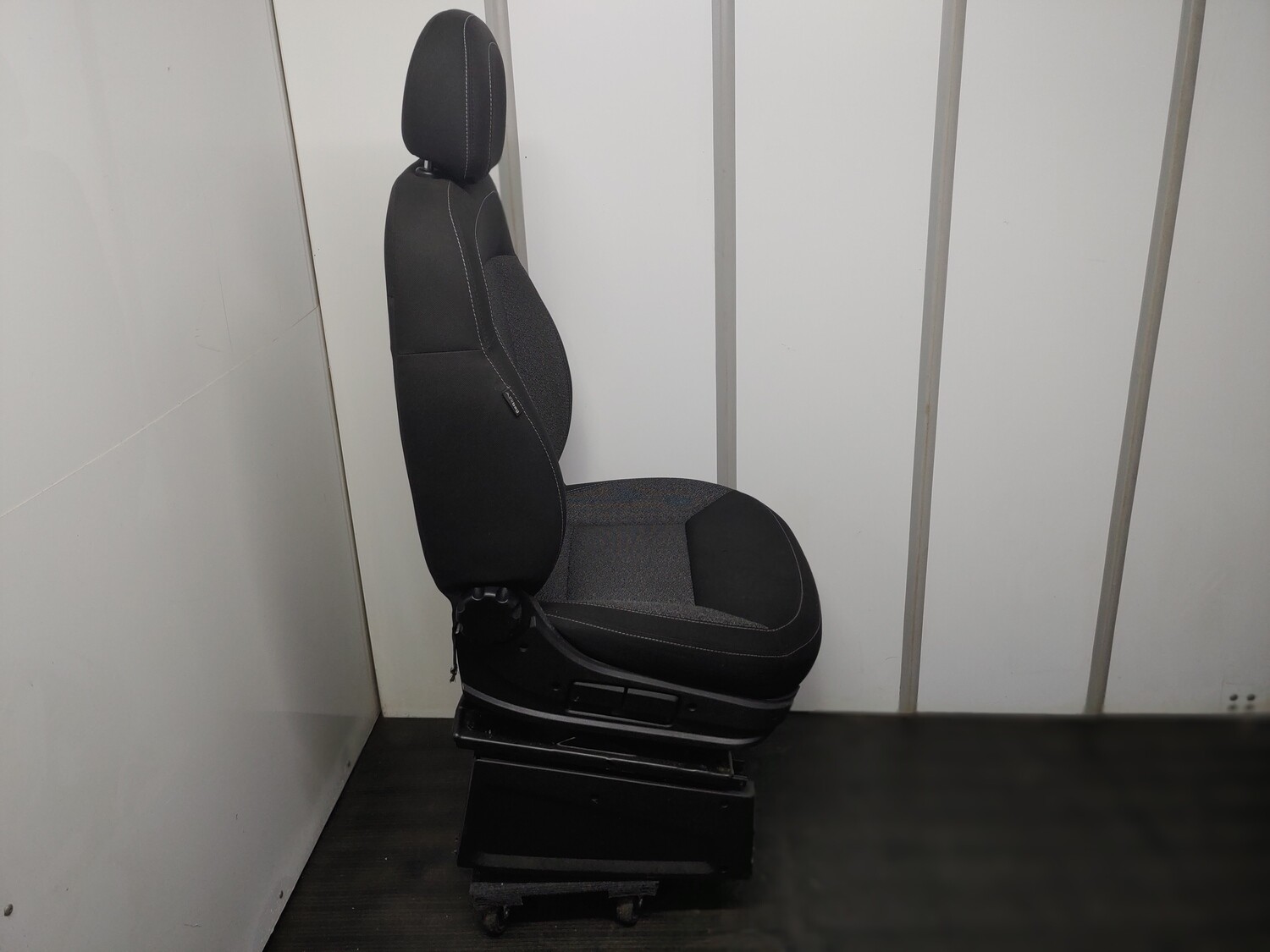 ​Ram ProMaster Passenger Seat