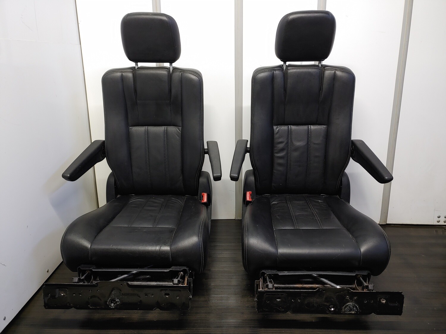 Stow 'n Go Seats - Leather