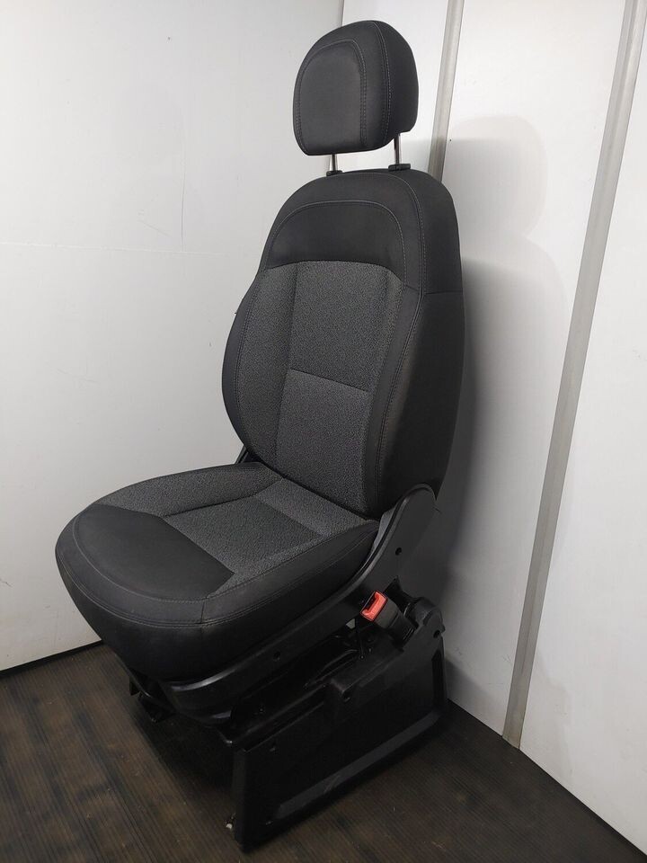 ​Ram ProMaster Passenger Seat - W/ Airbag & Swivel Base - TAKE OFF