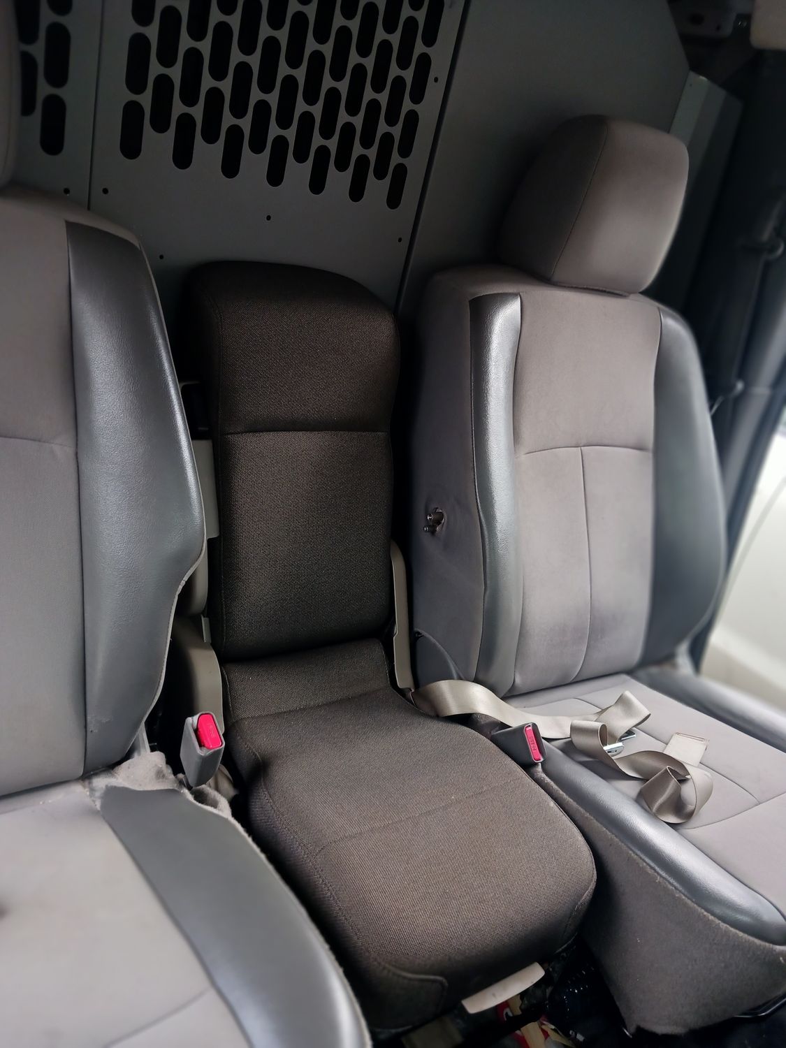 Centre Seat for Nissan NV
