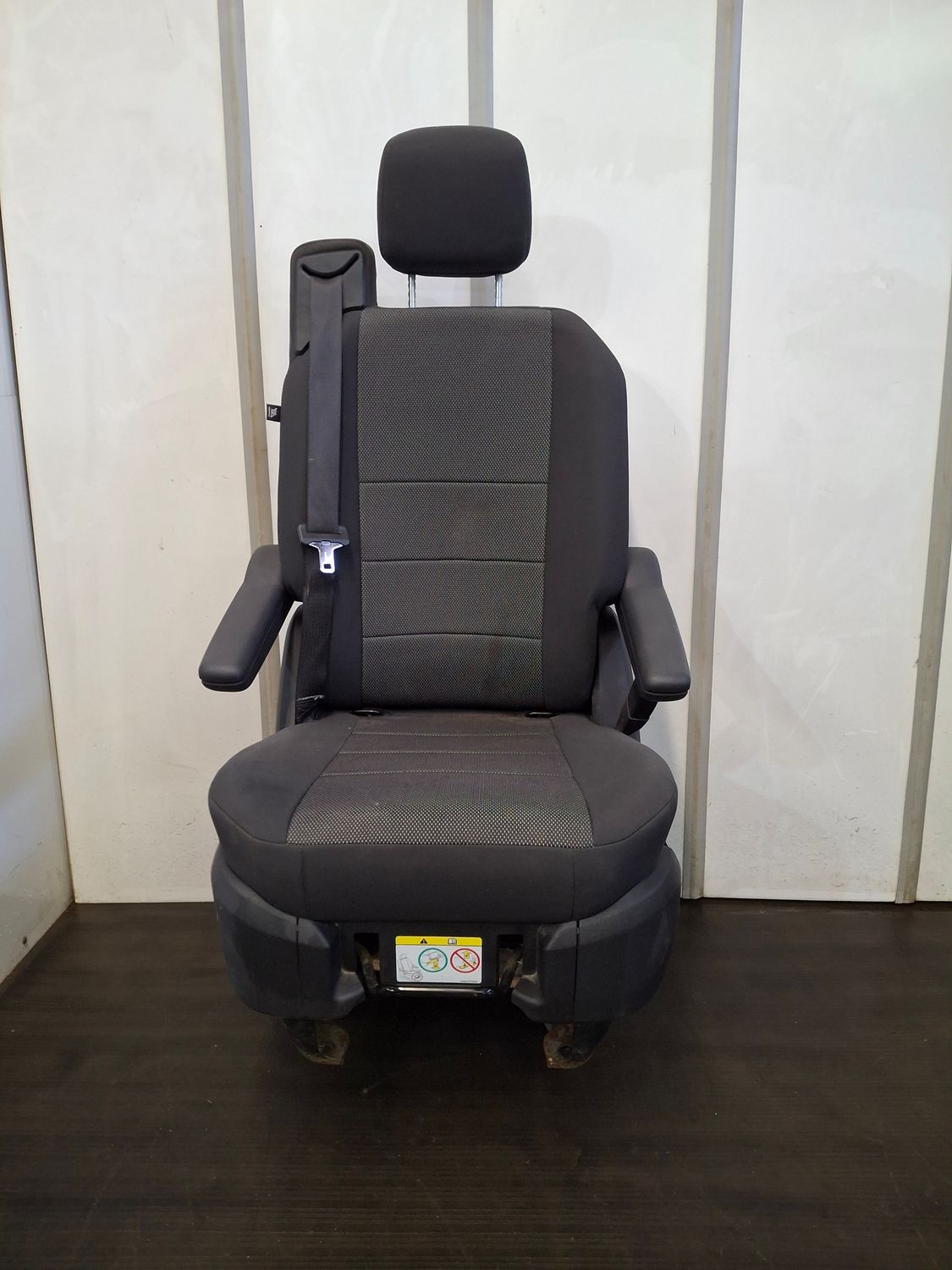 Swivel Seat - Black Cloth