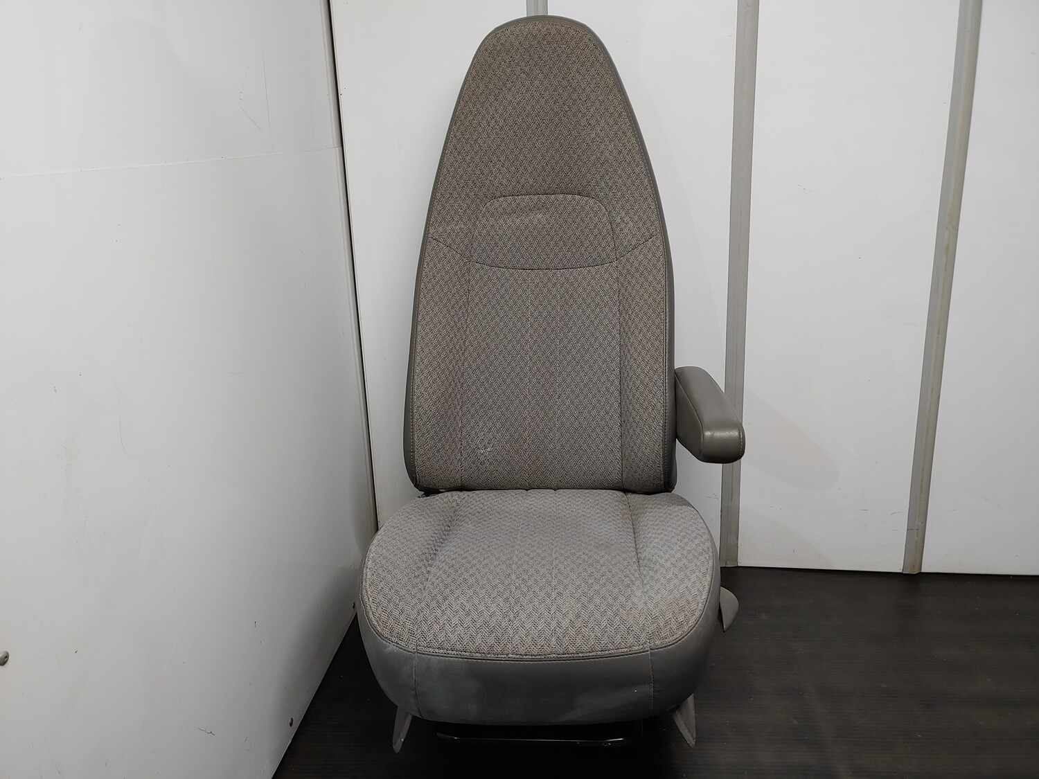 Chevy Express / GMC Savana Passenger Seat