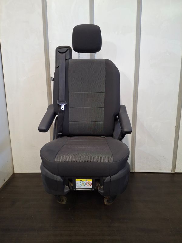 Swivel Seat - Black Cloth