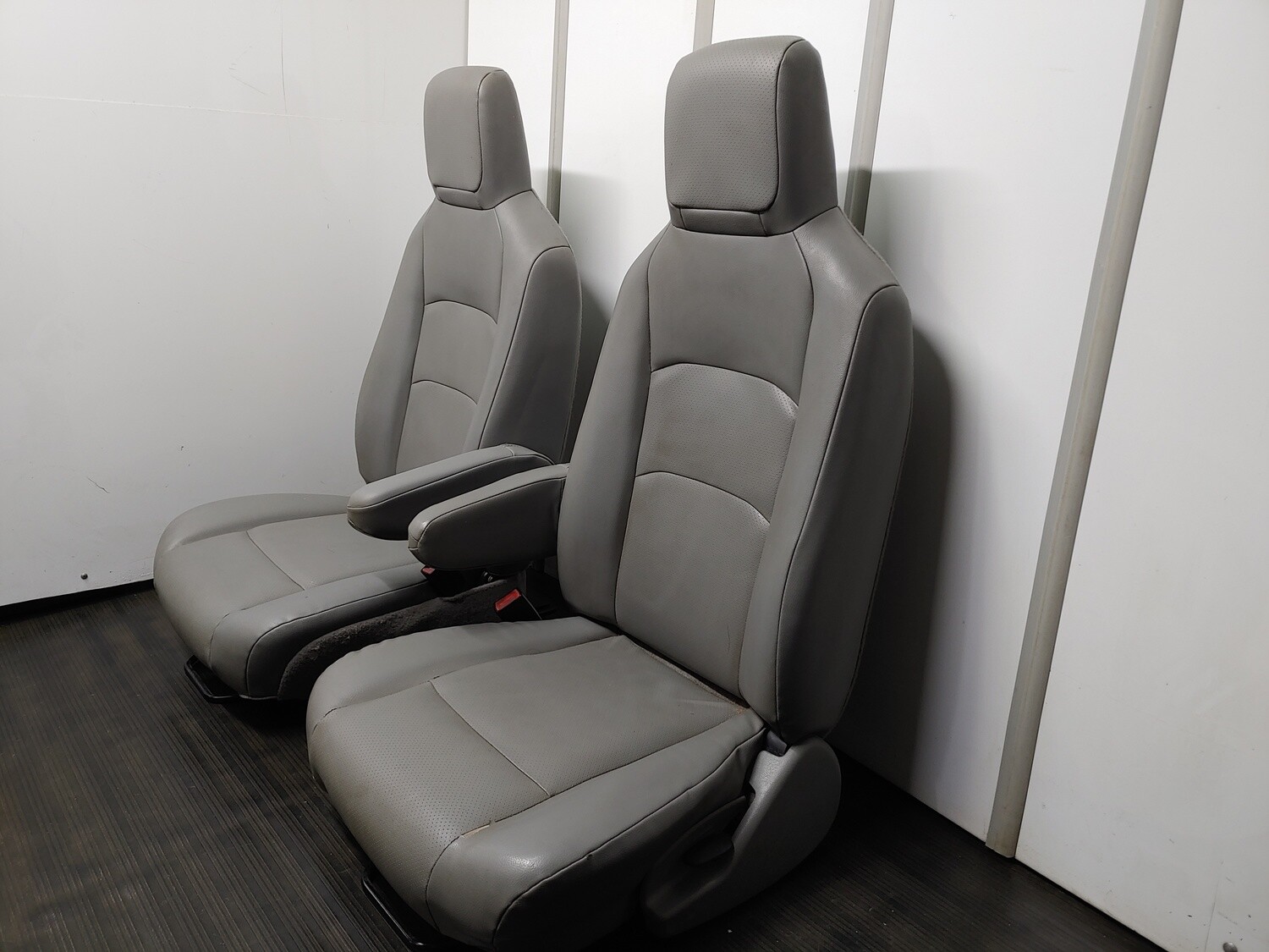 Front Seats - High Backrest, Vinyl