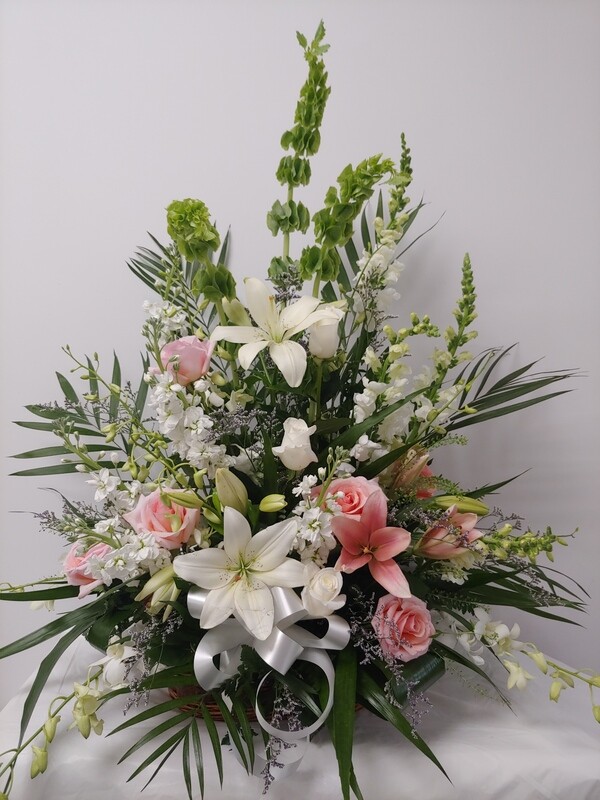 Corbeille funéraire traditionnelle rose et blanche