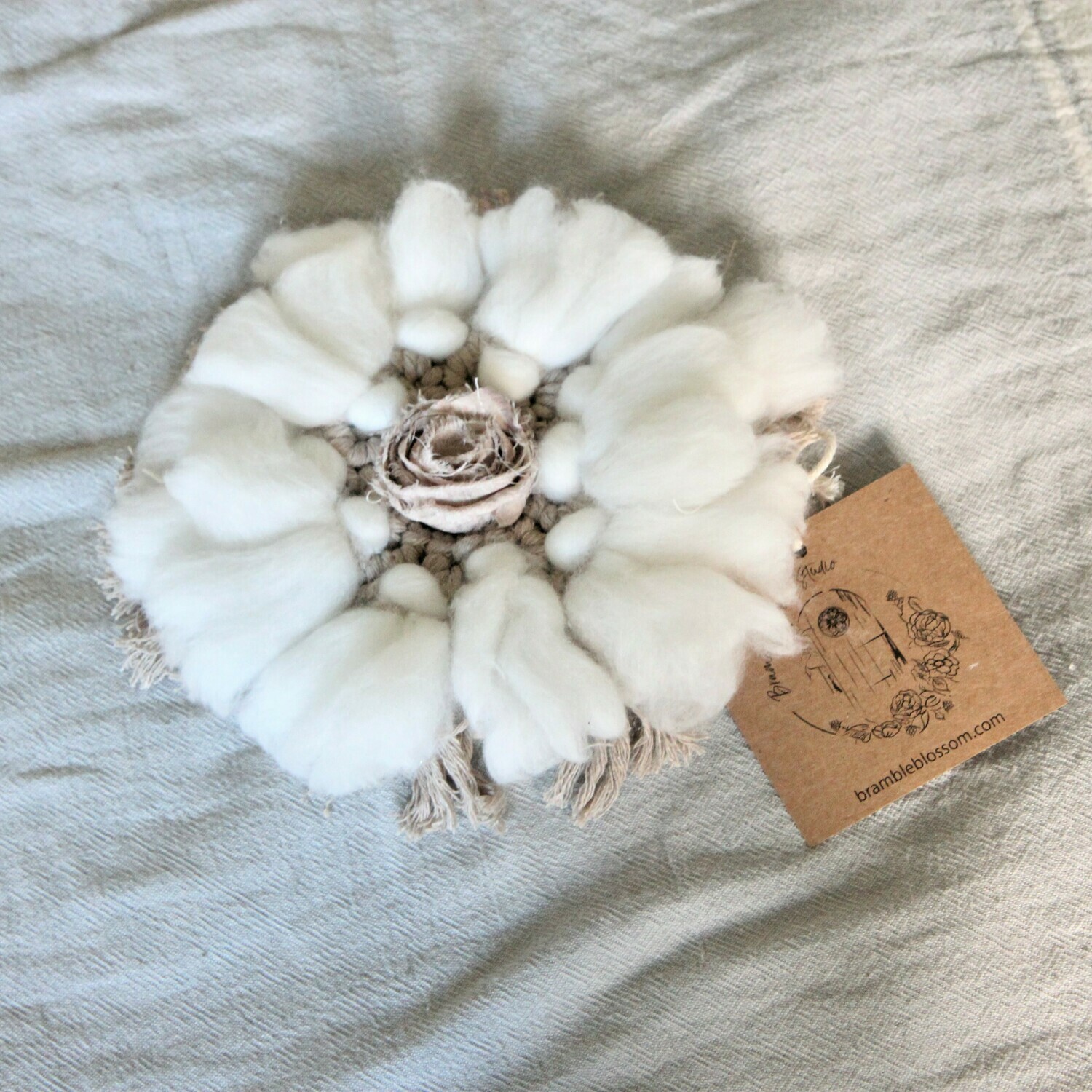 Cottonwood Flower - Mini Macrame Wall Decor Cottonwood Flower - Mini Macrame Wall Decor
