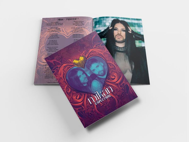MIKAN - Espectral (Libreto Exclusivo A3)