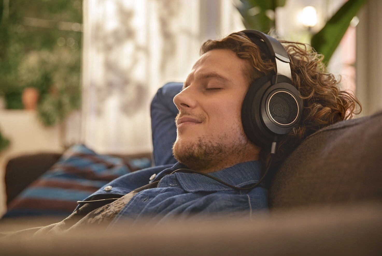 HEADBAND Wired Pristine high frequencies 50 mm neodymium drivers