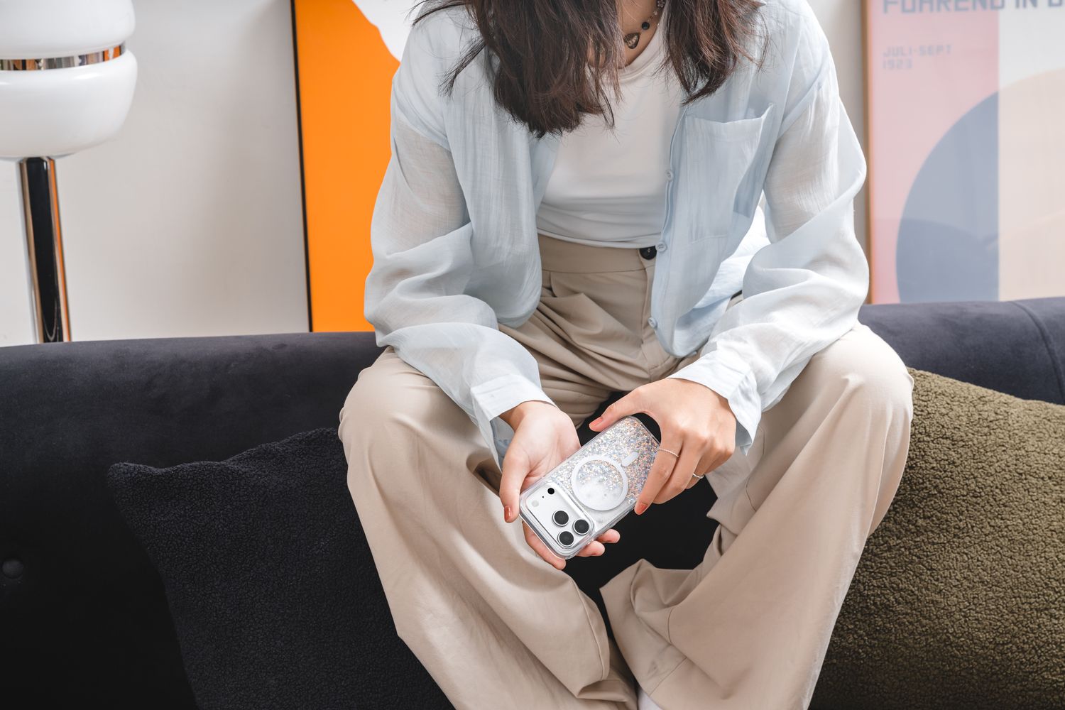 SwitchEasy iPhone 17 Pro Starfield M 3D Glitter Protective Case, Transparent White Ring