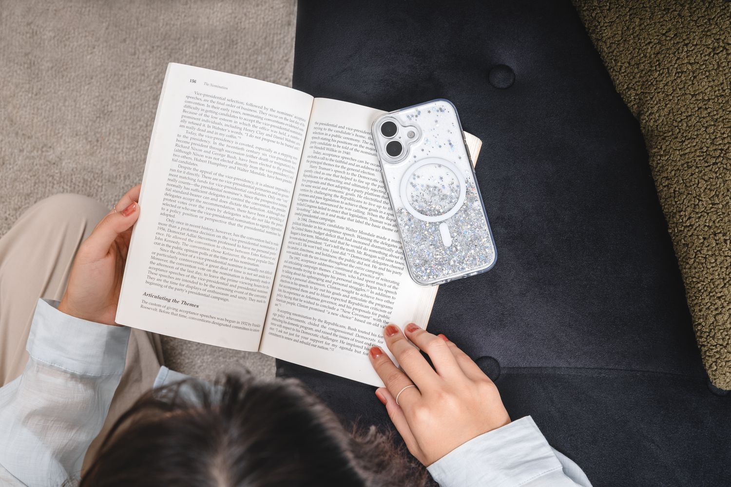 SwitchEasy iPhone 17 Pro Starfield M 3D Glitter Protective Case, Transparent White Ring