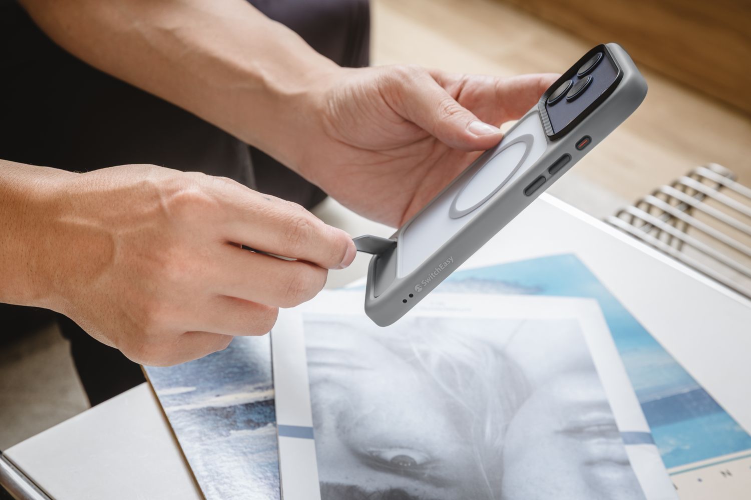 SwitchEasy iPhone 17 Pro EasyStand M Stand Guard Protective Case, Concrete