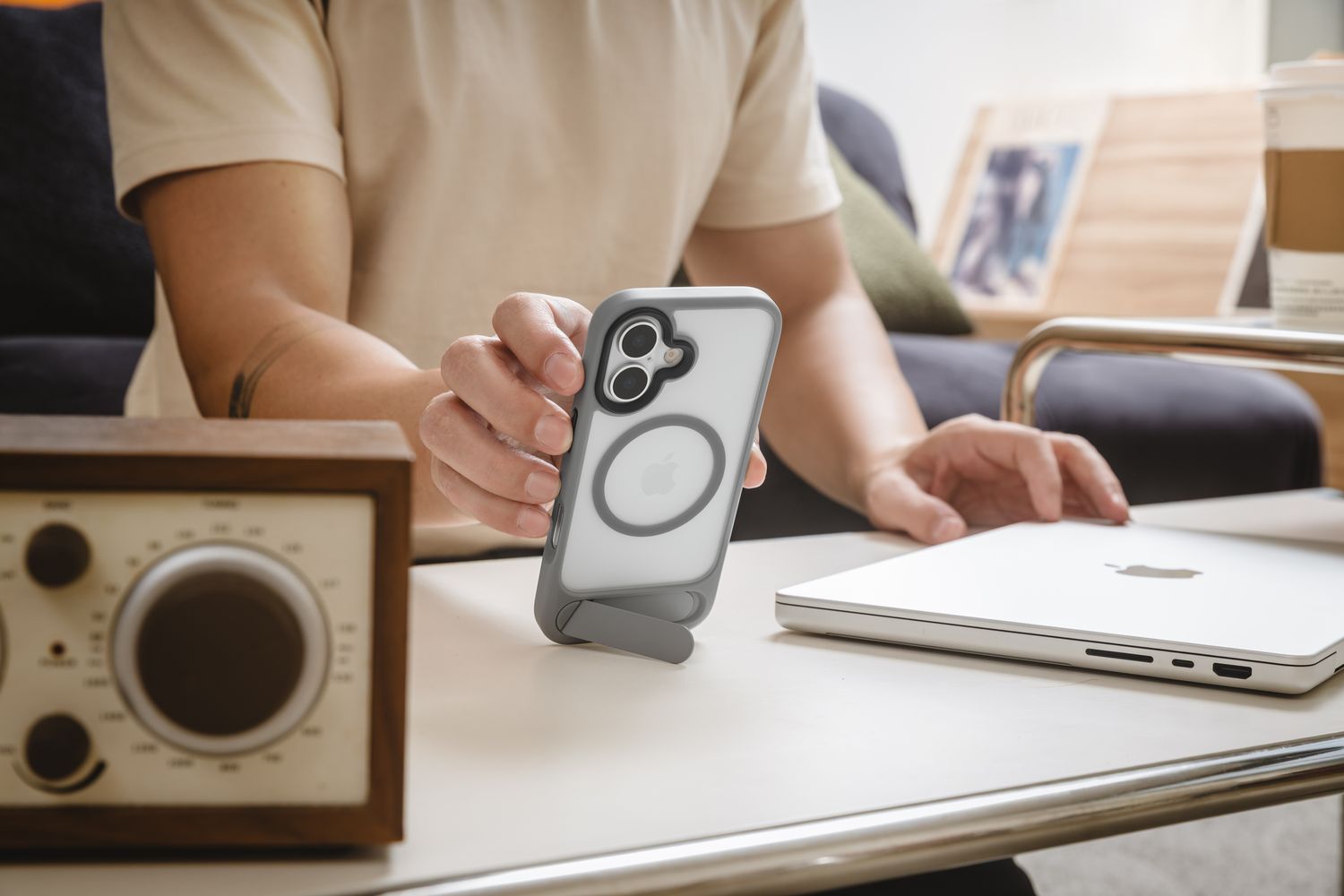 SwitchEasy iPhone 17 Pro EasyStand M Stand Guard Protective Case, Concrete