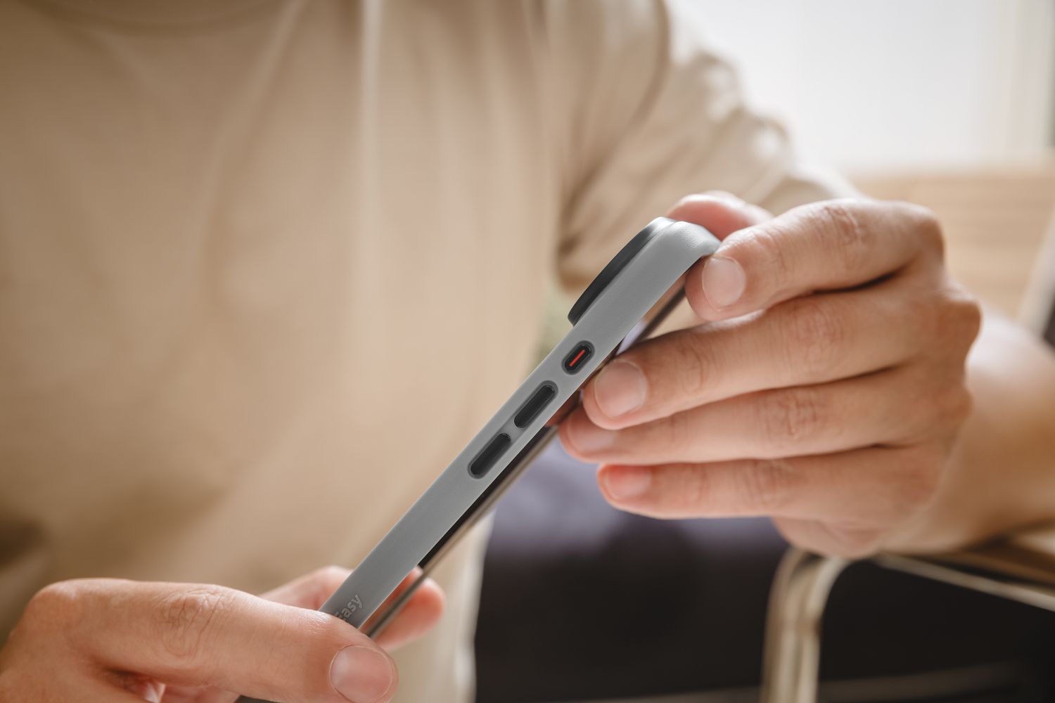 SwitchEasy iPhone 17 Pro EasyStand M Stand Guard Protective Case, Concrete