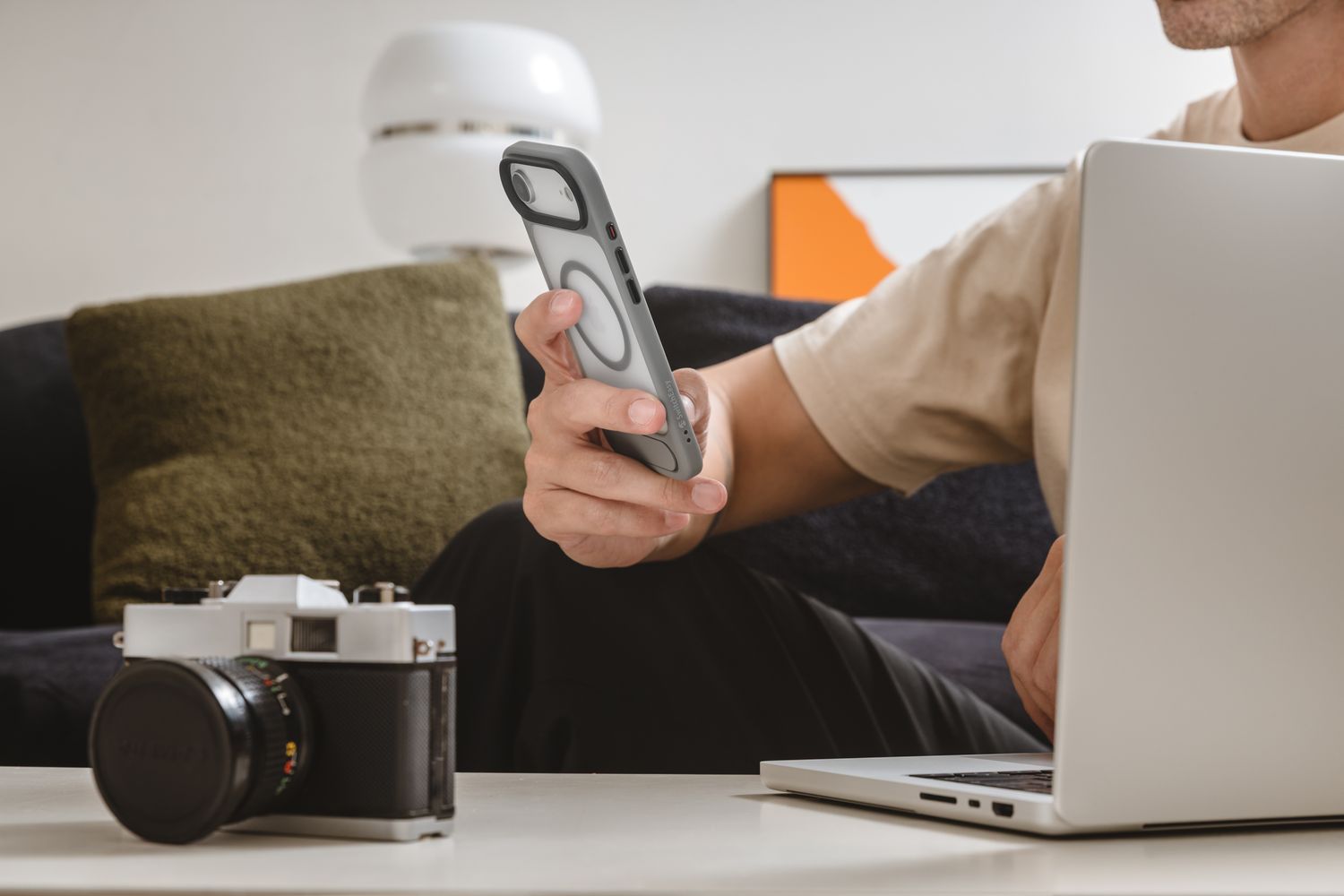 SwitchEasy iPhone 17 Pro EasyStand M Stand Guard Protective Case, Concrete