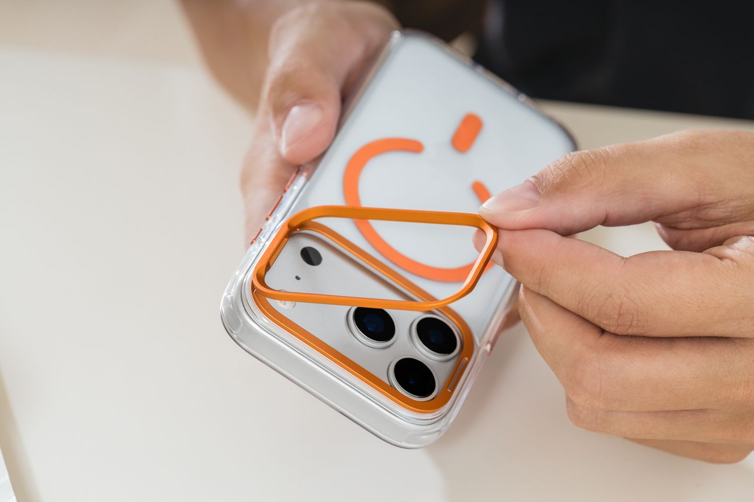 SwitchEasy iPhone 17 Pro LenStand M Protective Case, Black