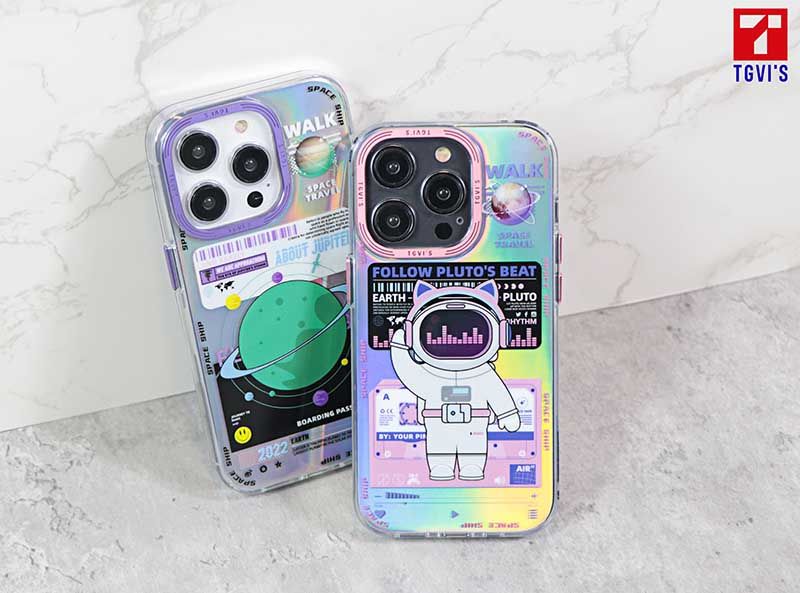 TGViS iPhone 14 Pro Space Series Spaceman, Purple