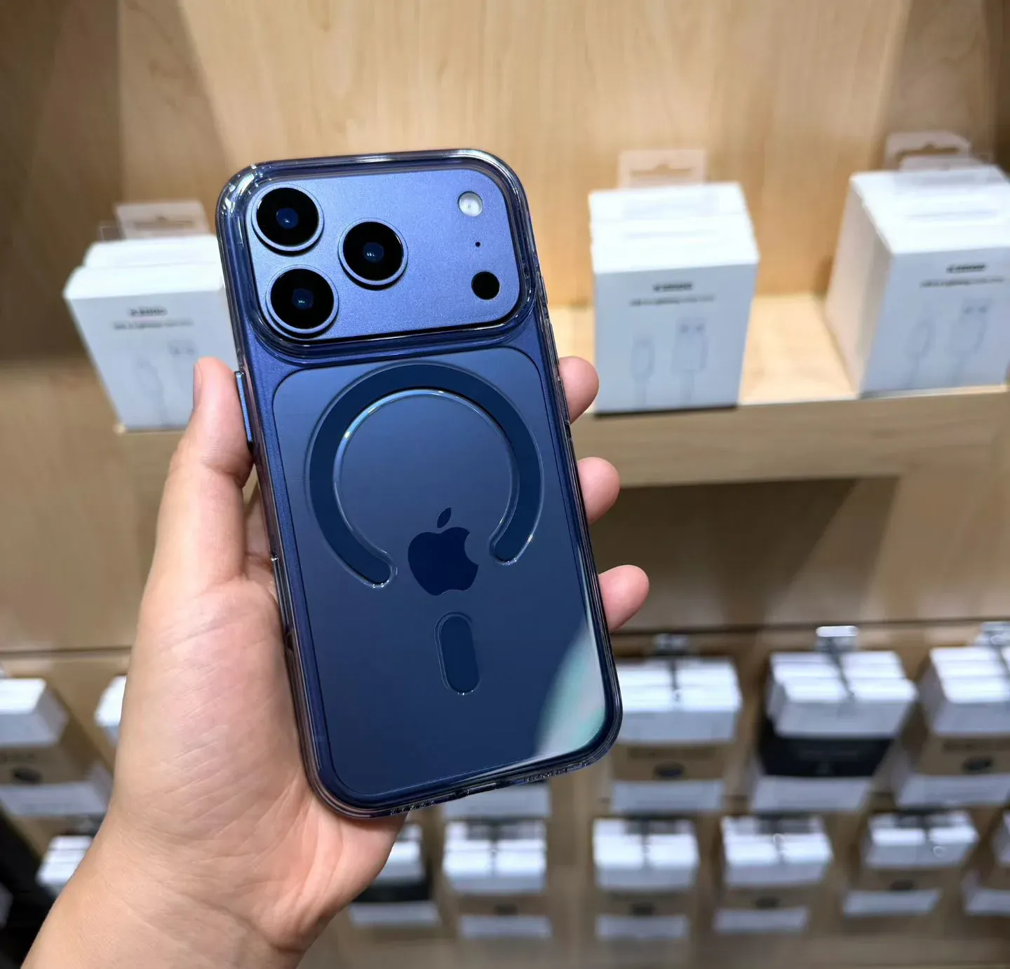 Kzdoo iPhone 17 Pro Max Iceguard, Blue