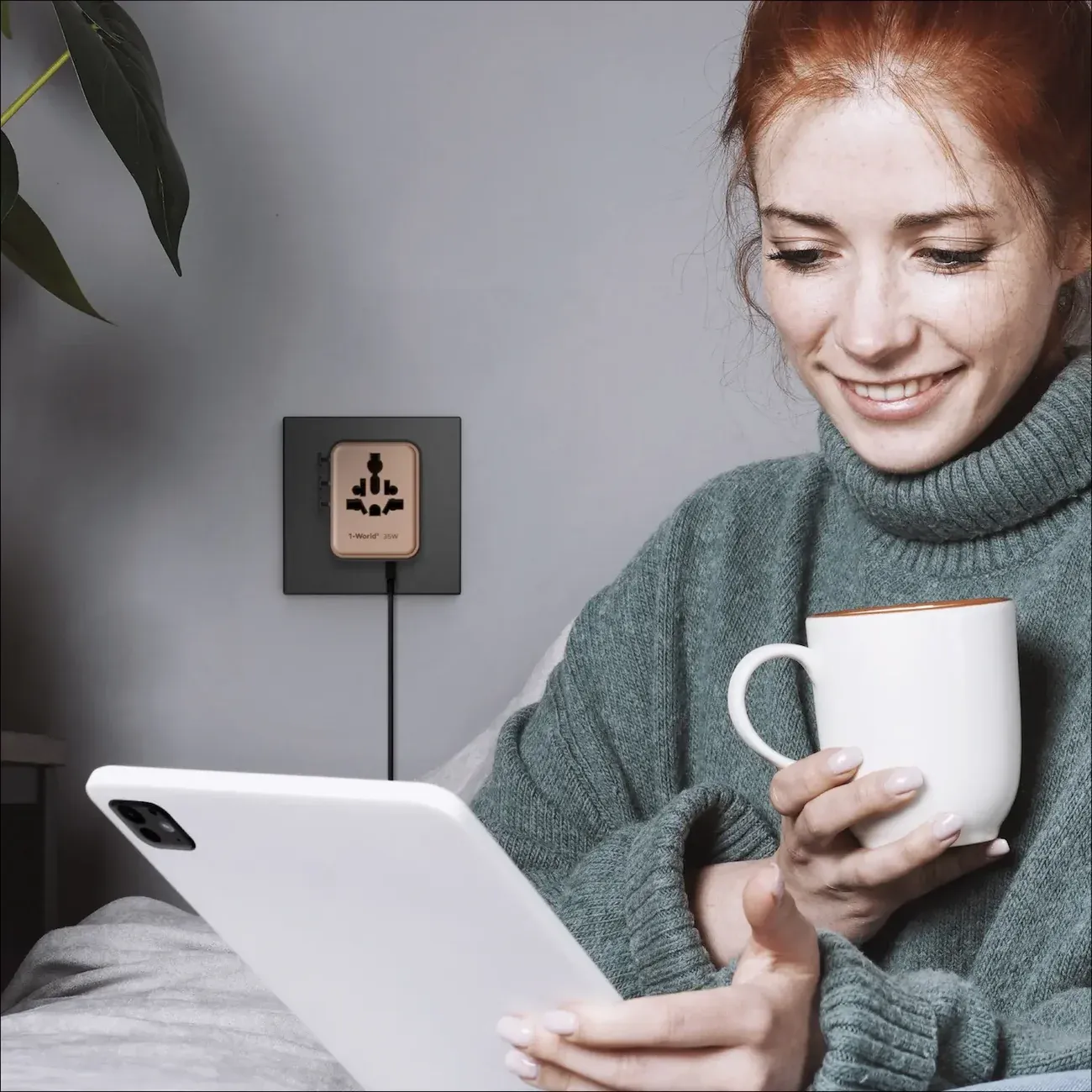 Momax UA27L2 35W GaN 5-Port + Dual AC Travel Adapter, Desert Gold