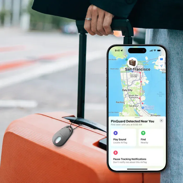 Momax BR13D PinGuard Camera Scanning Find My Locator, Black