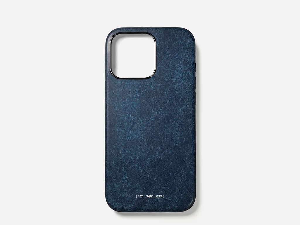 Grams(28) 121 MagSafe Leather Case for iPhone 16 Series