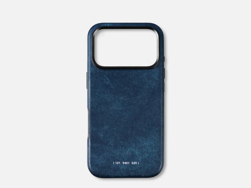 Grams(28) 121 MagSafe Leather Snowflake Case for iPhone 17 Pro