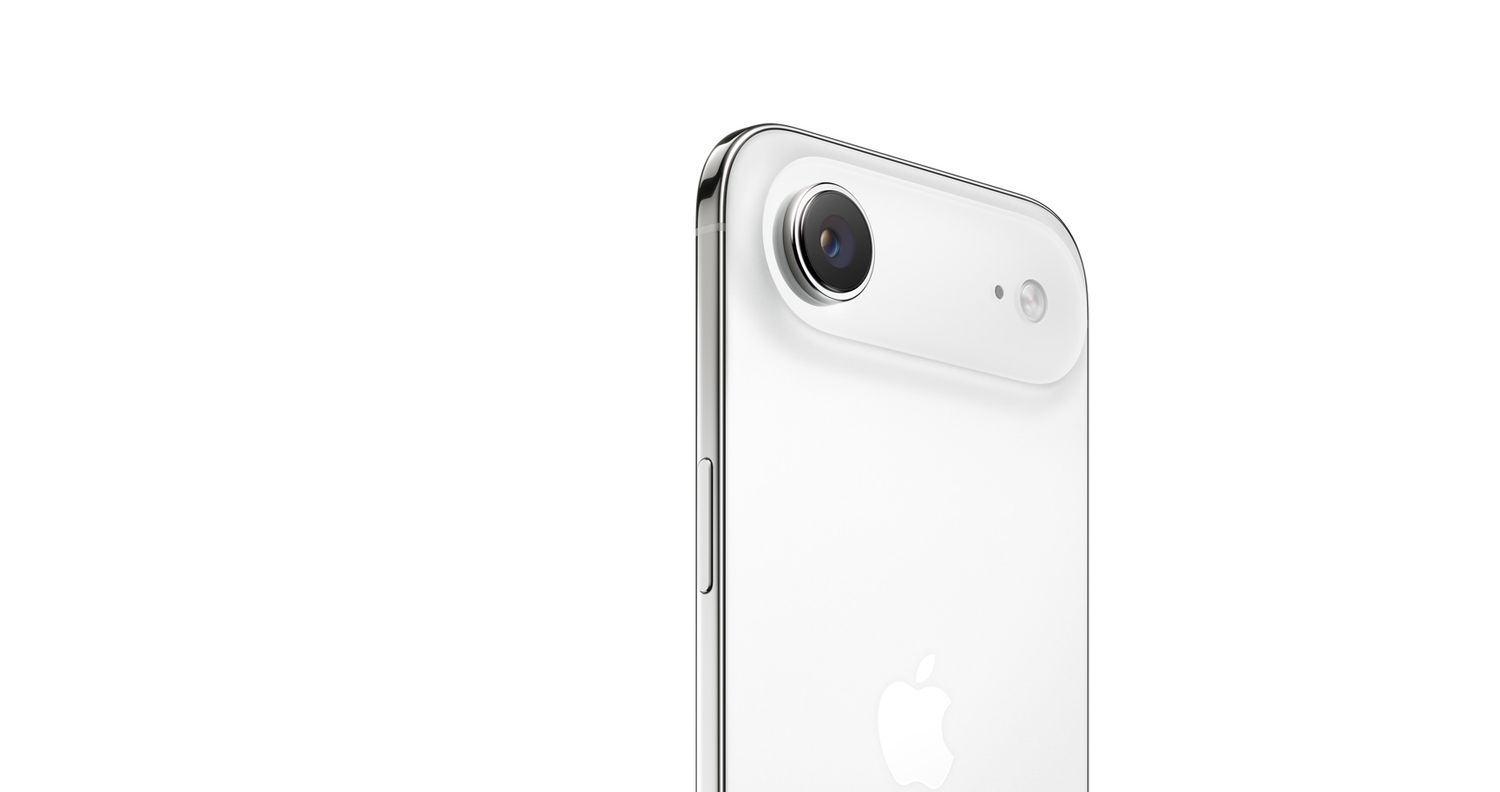 Apple iPhone Air Cloud White rear camera and finish detail
