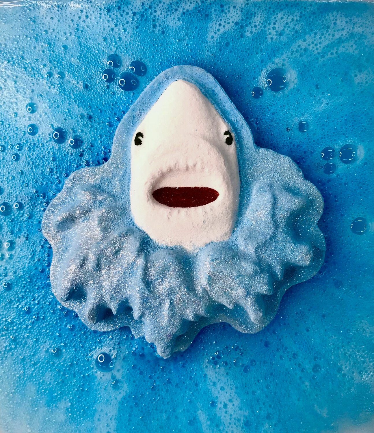 Great White Shark Foaming Bath Bomb