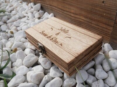Petite boite en bois avec gravure personnalisée