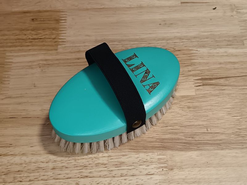 Petite Brosse Douce avec gravure personnalisée