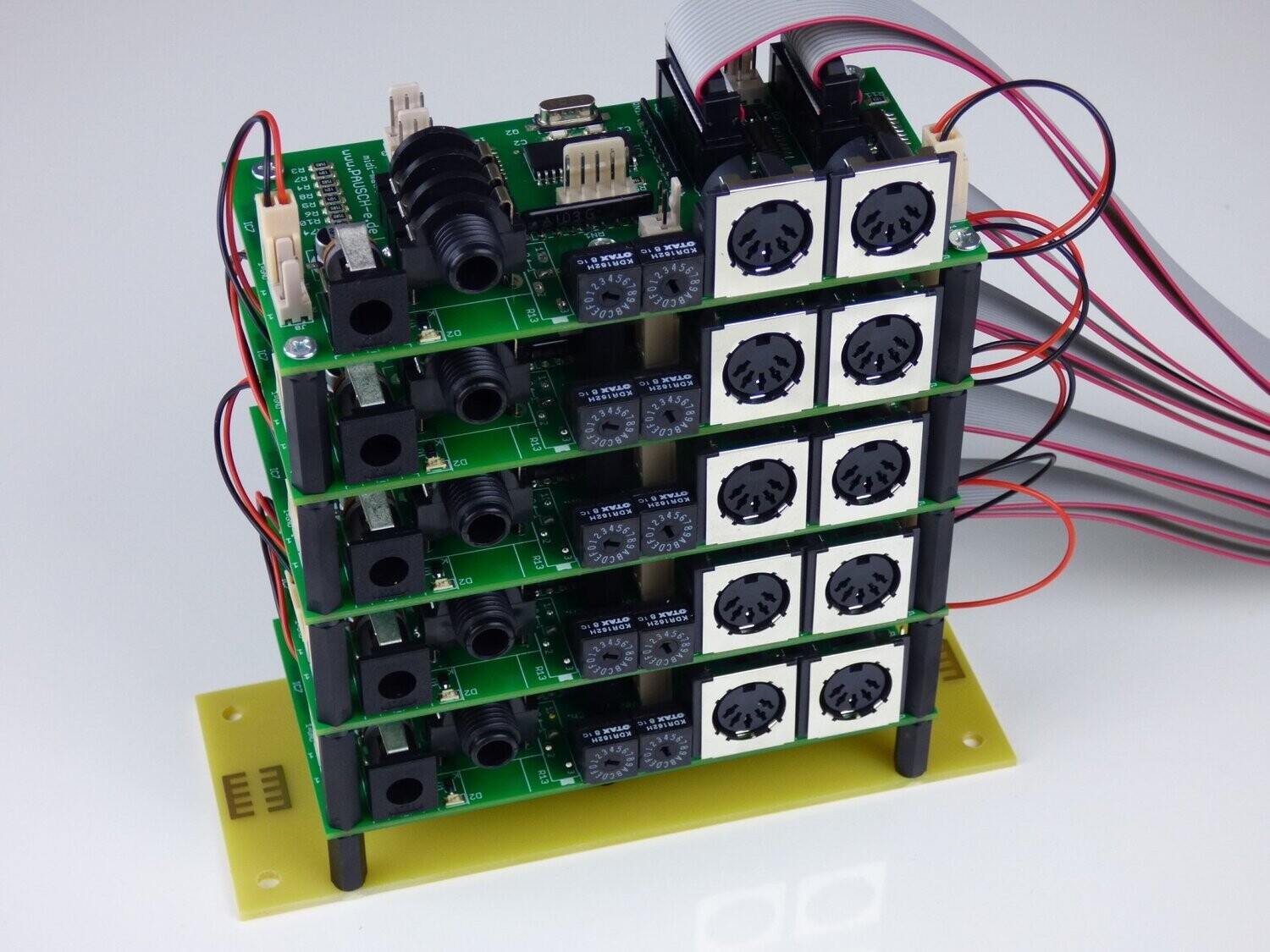 Montageplatte für "midi-matrix" Platinen