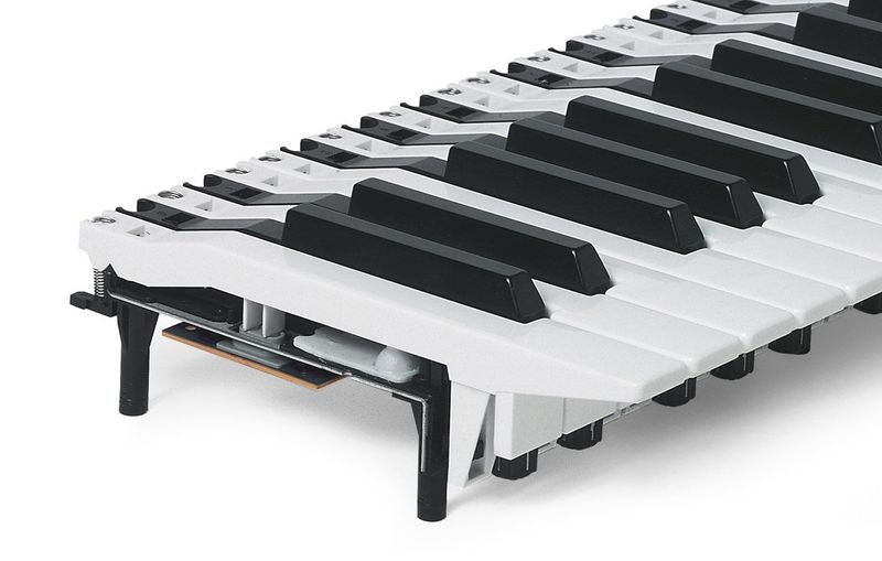 Klaviaturen mit MIDI-Elektronik (4 x Fatar 8L)