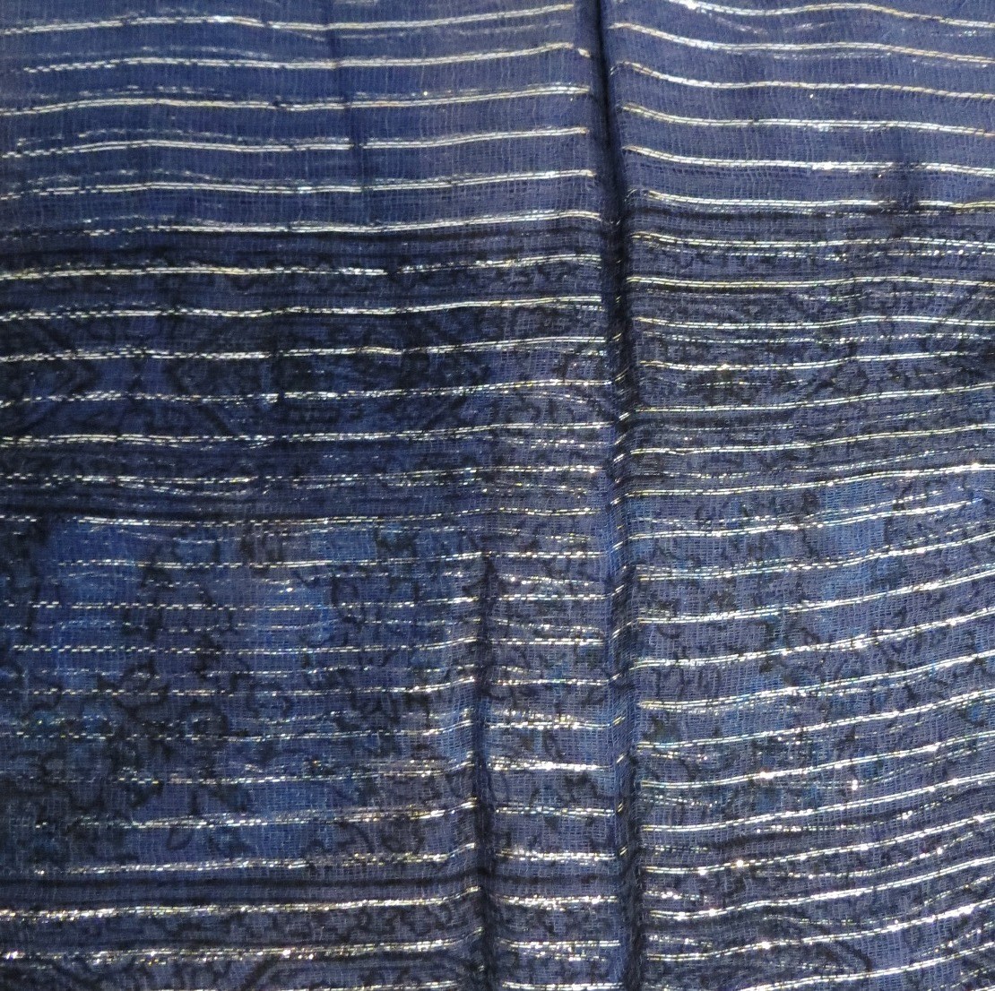 Dark blue lurex tichel with blue berry flowers