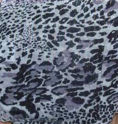 Gray fancy cotton animal print tichel