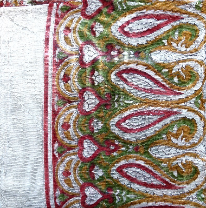 White shimmering tichel