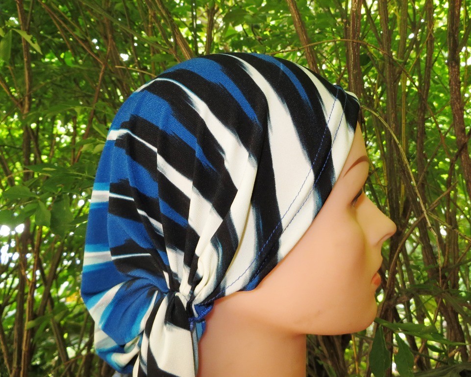 White and blue stretchy pre tied tichel