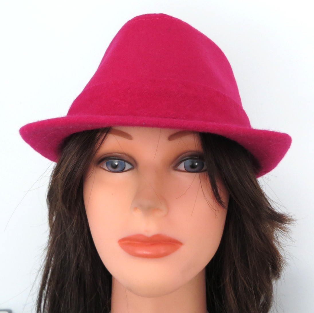 Deep pink fedora