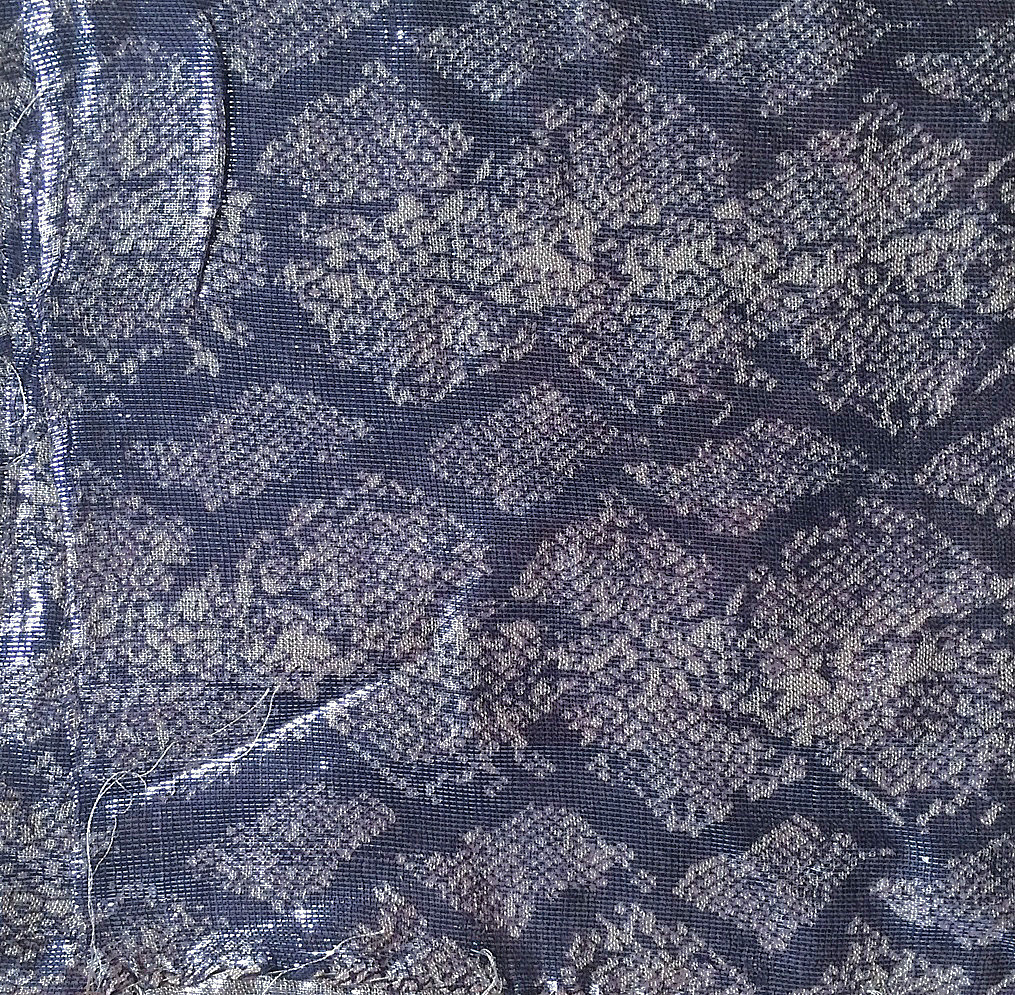 Beige shimmering animal print tichel