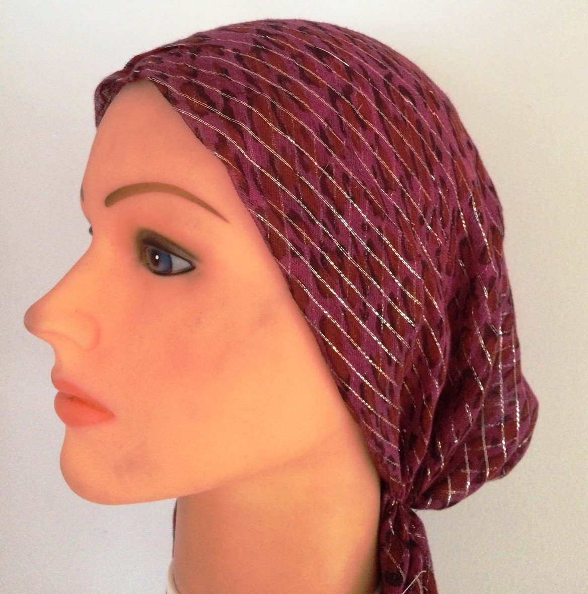 Raspberry  animal pattern lurex pre tied tichel