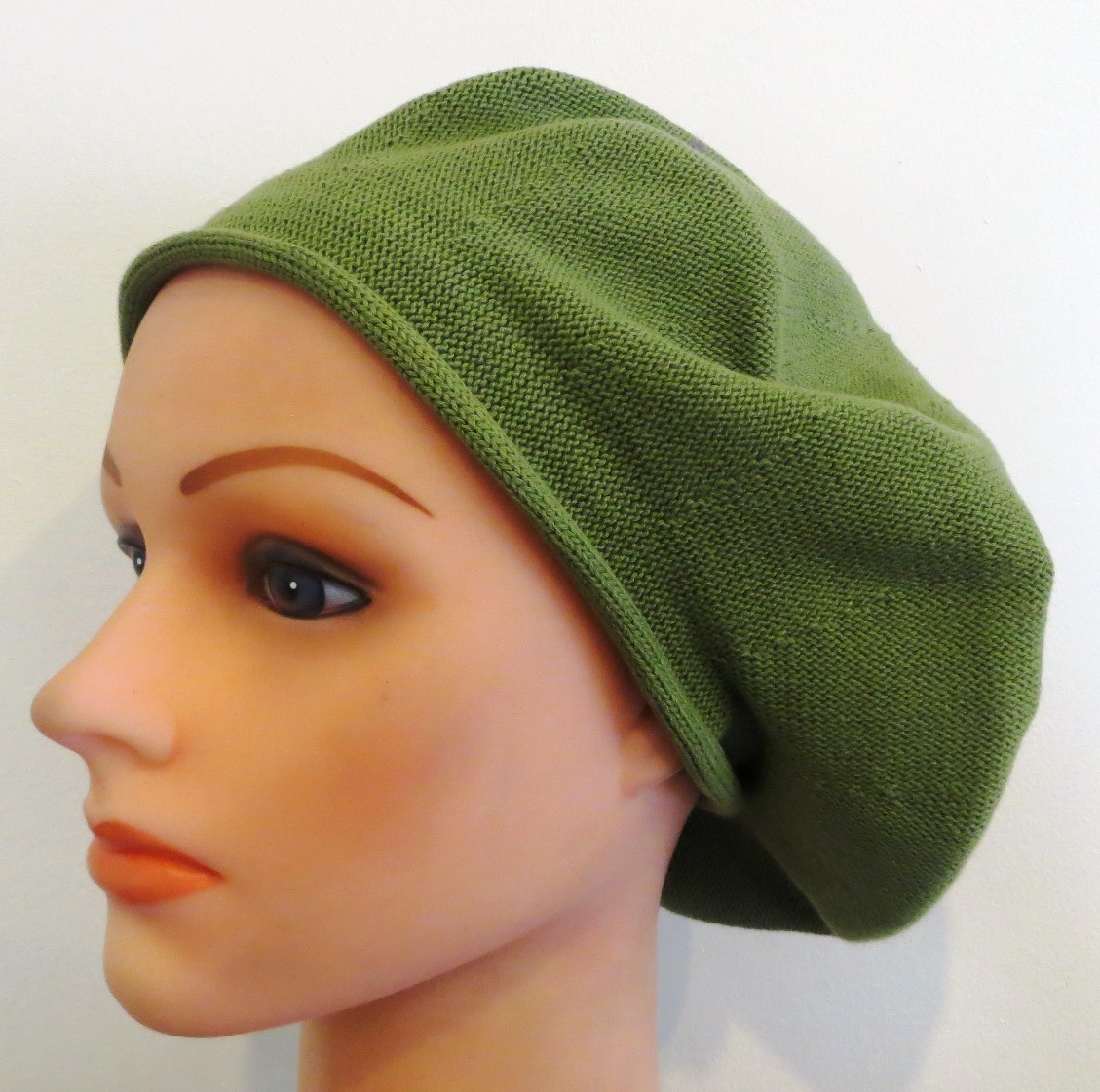 Avocado green cotton beret