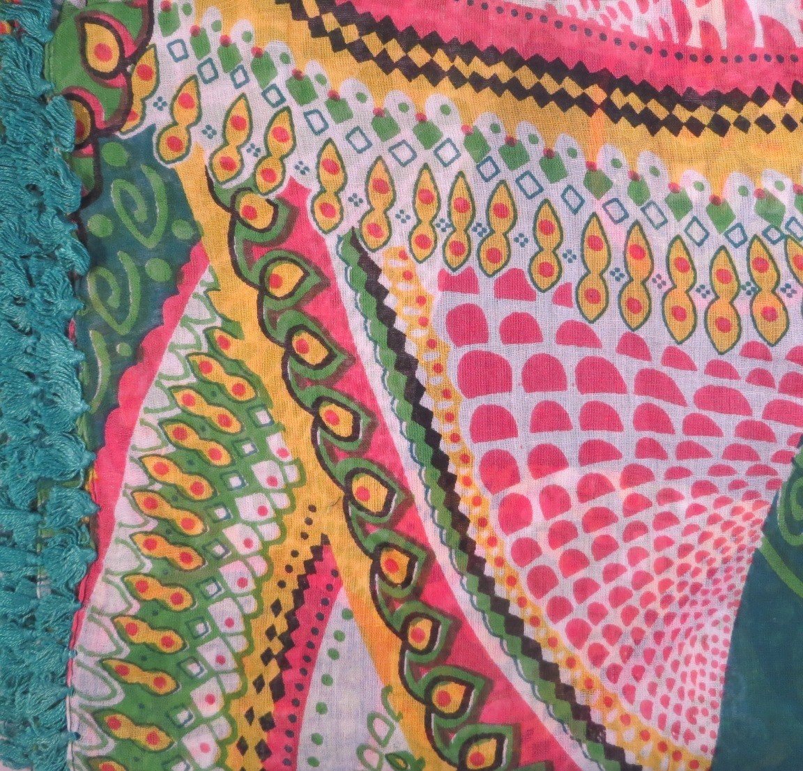 Green with bright pattern tichel headscarve