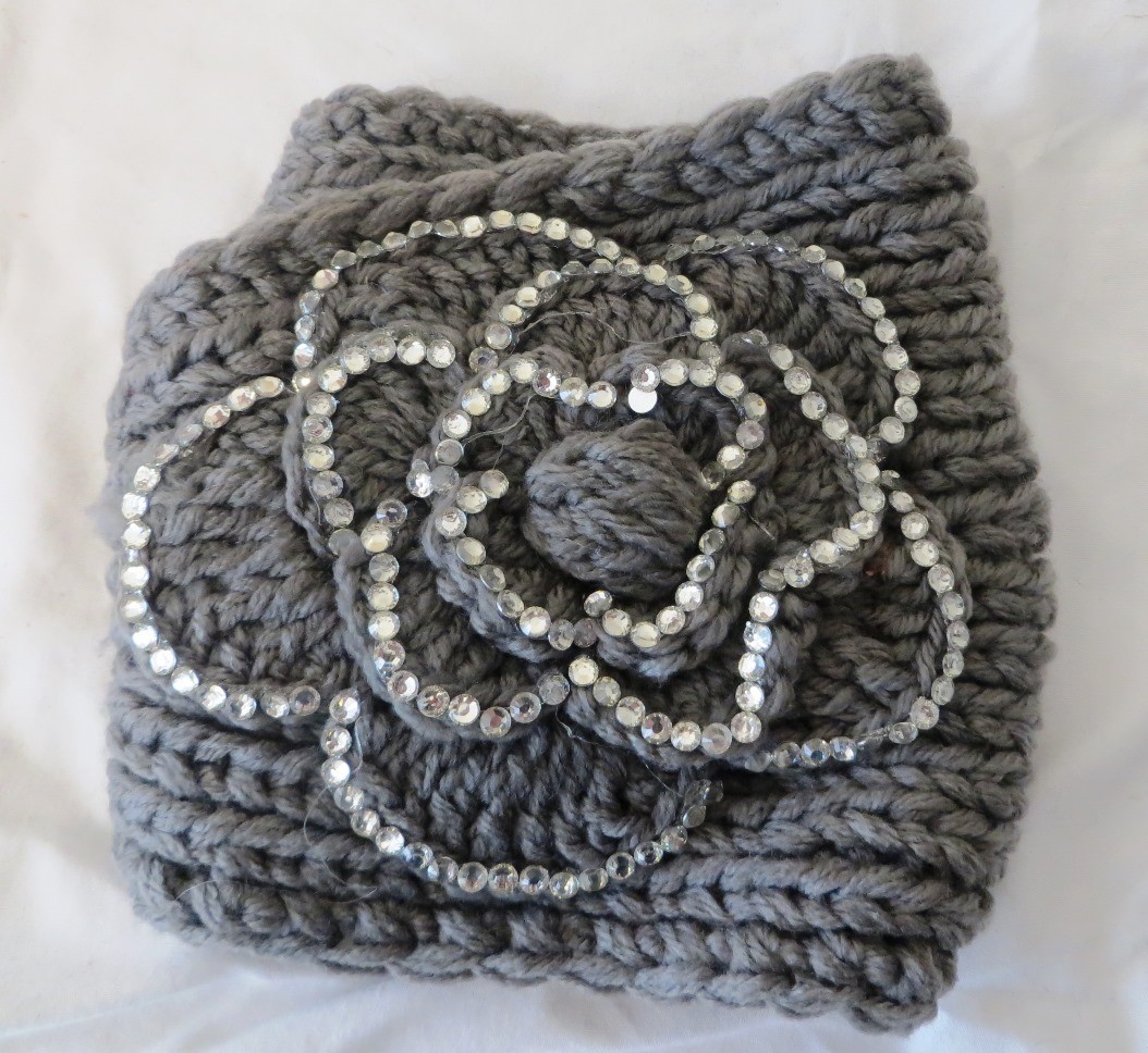 Gray sparkling head wrap