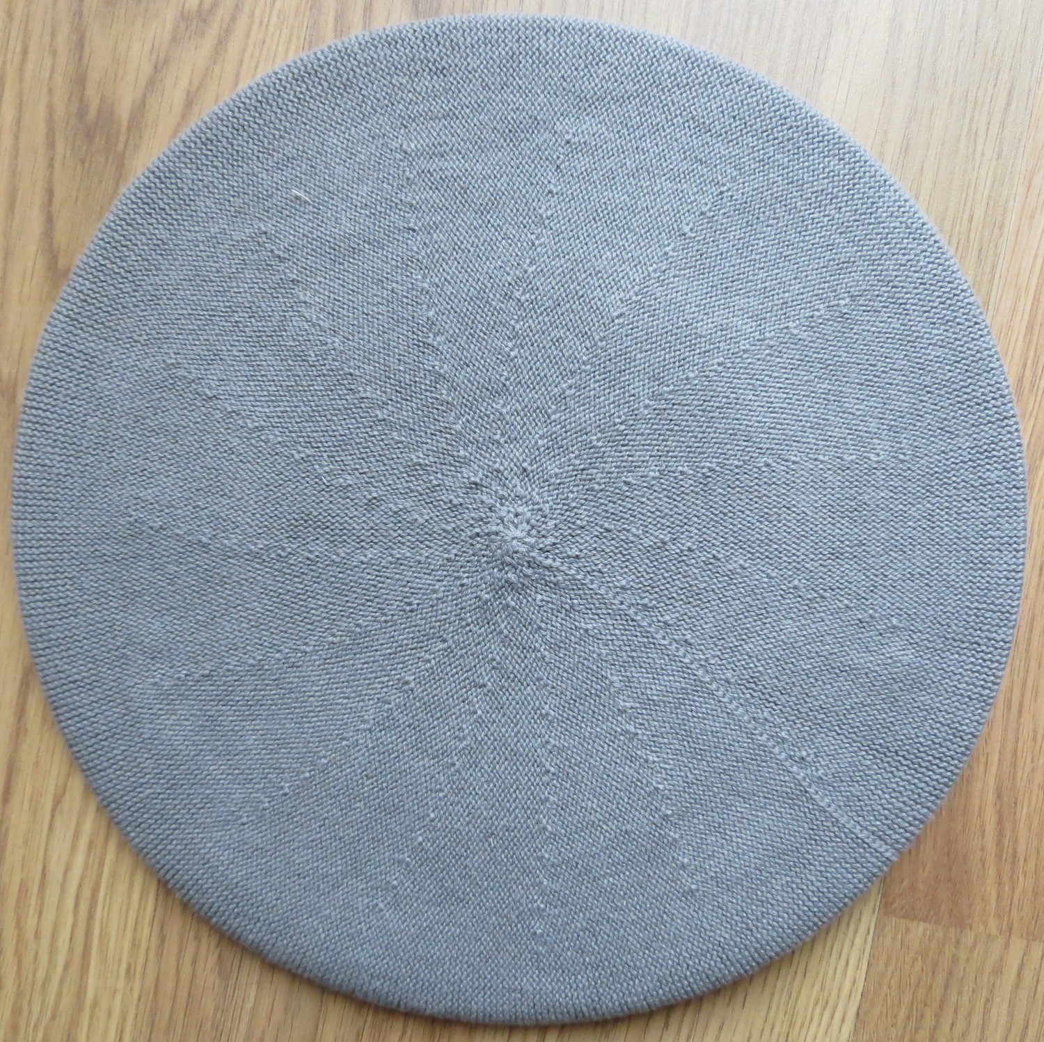 Cotton beret dull light gray medium