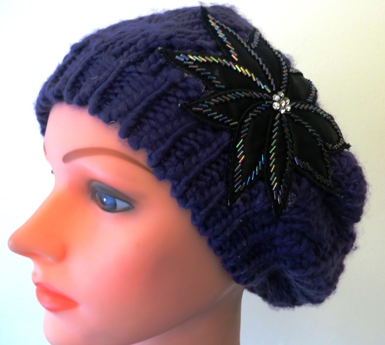 Chic beret purple beanie