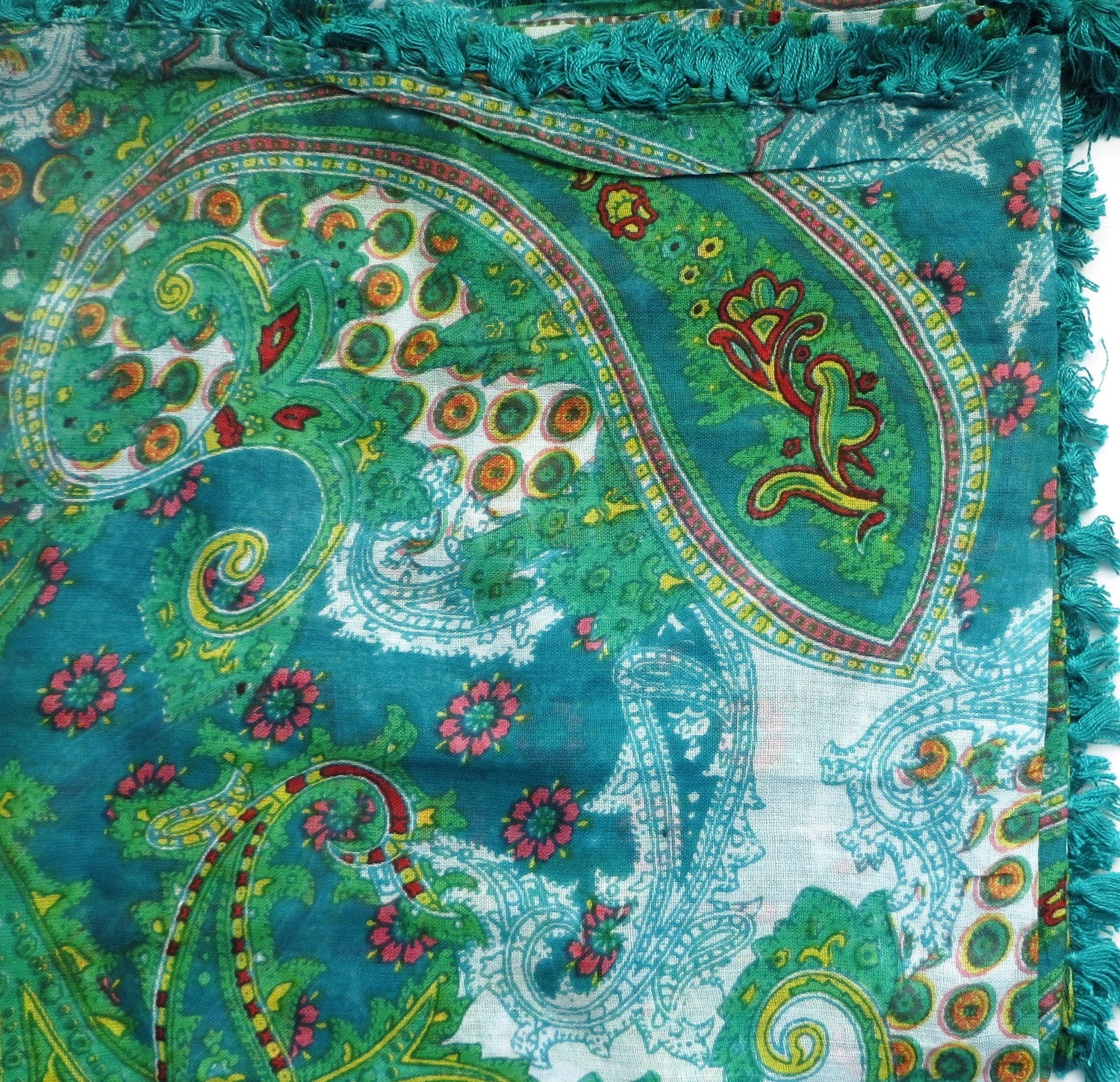 Green with paisley pattern tichel headscarve
